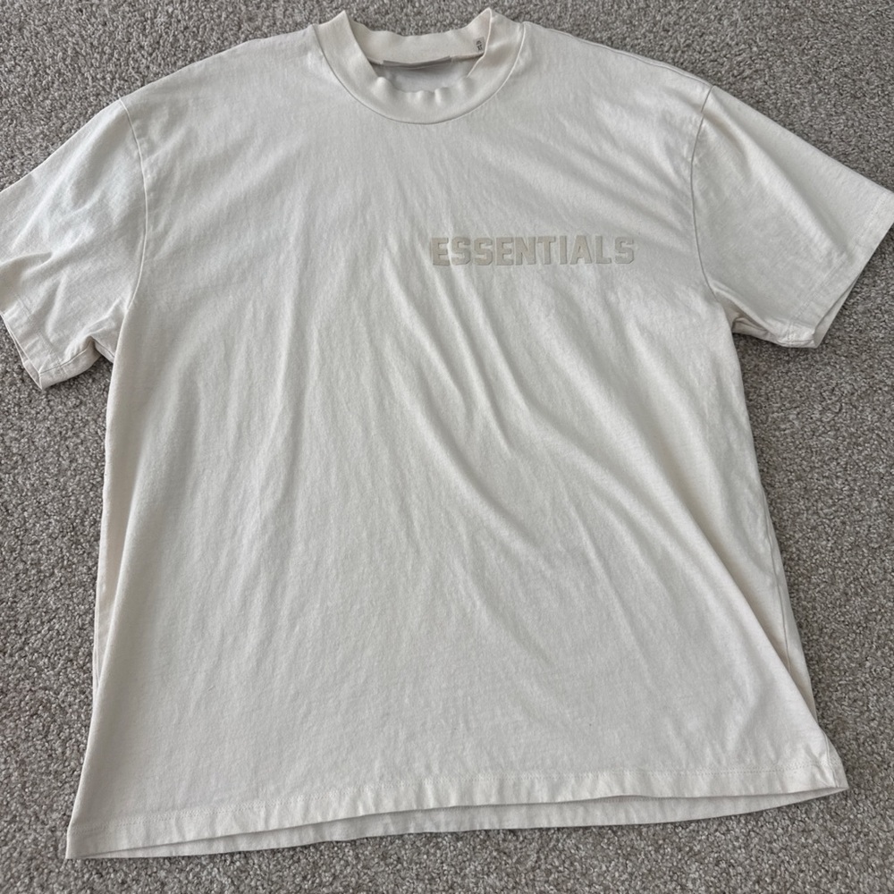 Fear of God ESSENTIALS Off-White Short Sleeve Tee